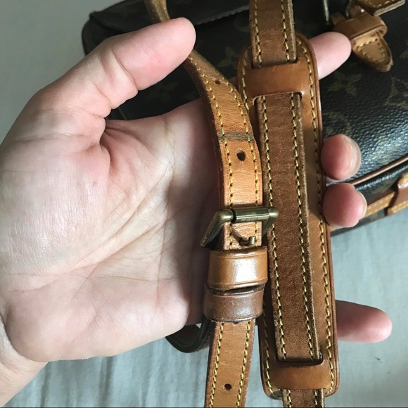 LV Vintage Jeune Fille Monogram crossbody - Picture 10 of 16